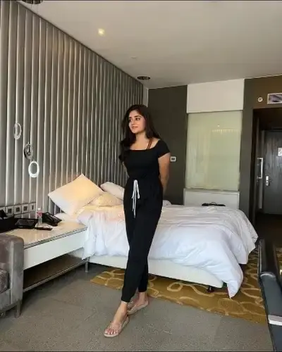 Call Girls Service in Ratia